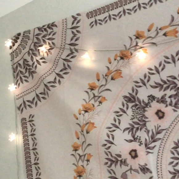 about me👼🏼🍒🦋 - Picture 1 of 4